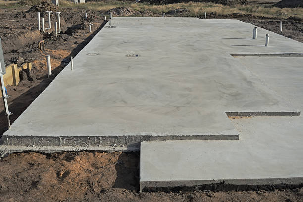 Best Concrete Pool Decks in Robertsde, AL